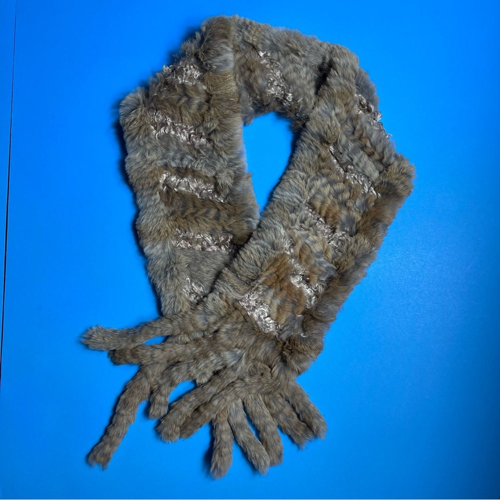 SPI 25 rabbit fur scarf very soft.